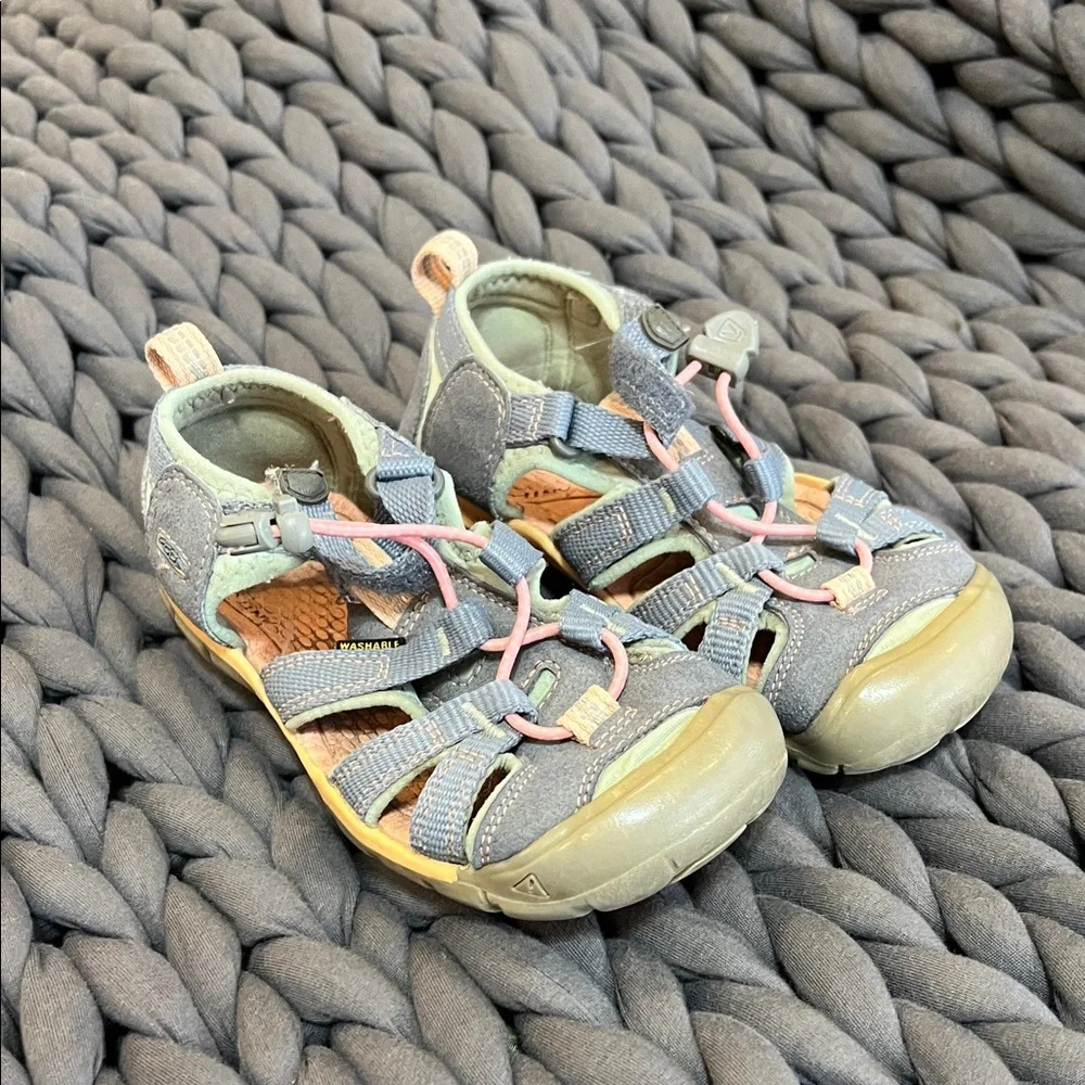 Keen Kids' Sandals in Gray and Pink